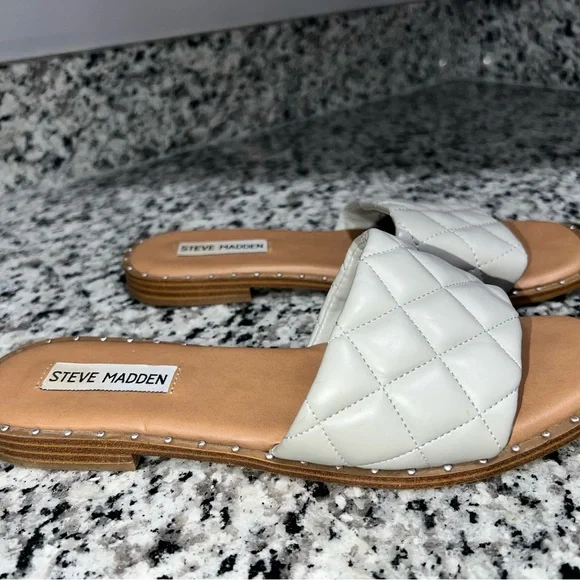 Steve Madden Quilted Cream Slide Sandals with Stud Trim - Picture 5 of 6